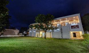 treebo sai samrat resort satara