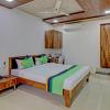 treebo sai samrat resort satara