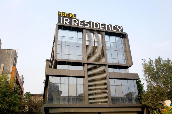 capital o 77851 hotel jr residency