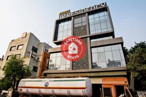 capital o 77851 hotel jr residency