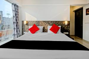 Capital O 77851 Hotel Jr Residency,Plot No 16,Plot No 16, Sector 24 Next To Structwel Consultants, Turbhe, Navi Mumbai, Thane, Maharashtra, India,Mumbai, Navi Mumbai,3 star