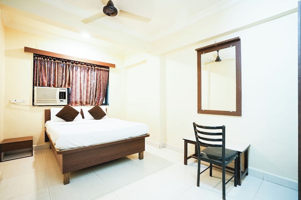 hotel della comfort near ambreshwar shiv mandir ambernath
