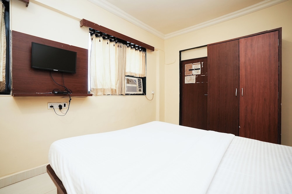 hotel della comfort near ambreshwar shiv mandir ambernath