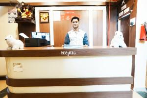 hotel della comfort near ambreshwar shiv mandir ambernath