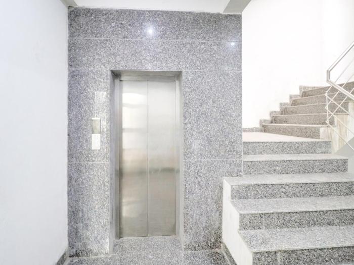 collection o mahavir enclave near dashrath puri metro station