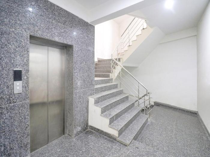 collection o mahavir enclave near dashrath puri metro station
