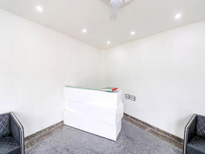 collection o mahavir enclave near dashrath puri metro station