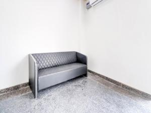 collection o mahavir enclave near dashrath puri metro station