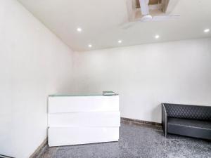 collection o mahavir enclave near dashrath puri metro station