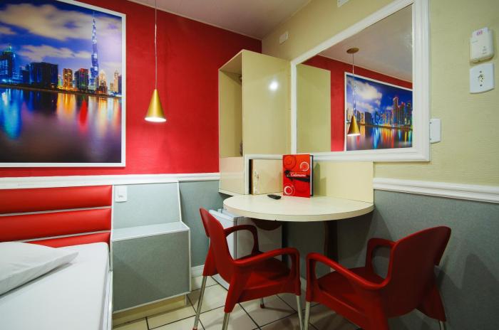 calamares hotel adult only