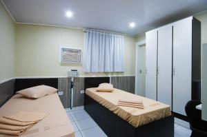 calamares hotel adult only