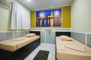 calamares hotel adult only