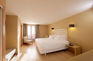 Nh Palacio De Oquendo,Caceres Province>>Caceres,4 star