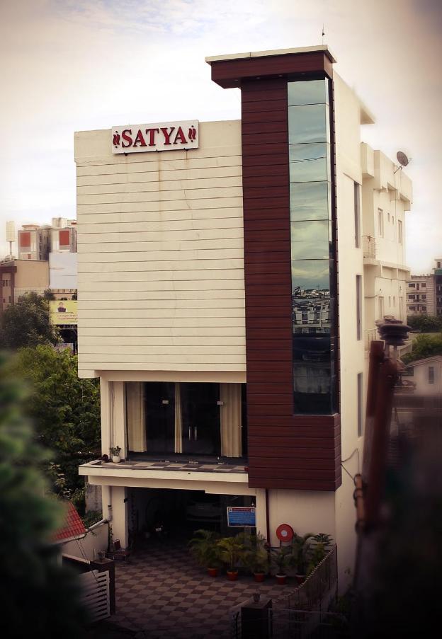 hotel satya