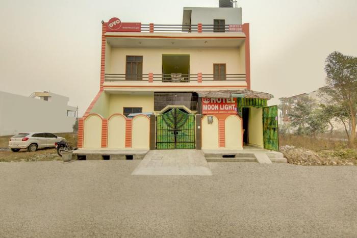 hotel moonlight meerut