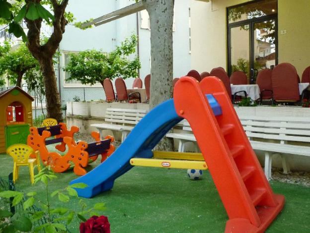 hotel avana mare
