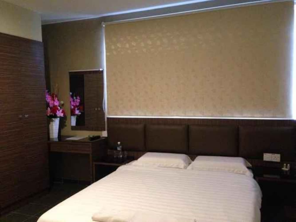 b hotel