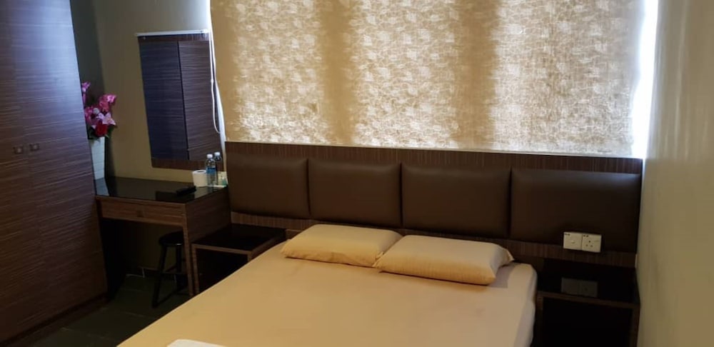 b hotel