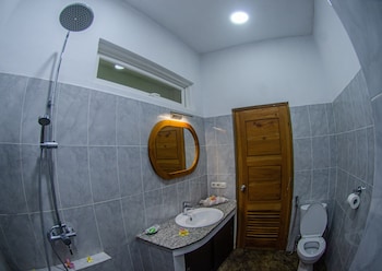 senggigi homes and apartments