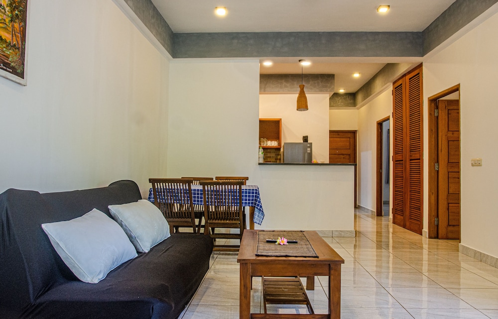 senggigi homes and apartments