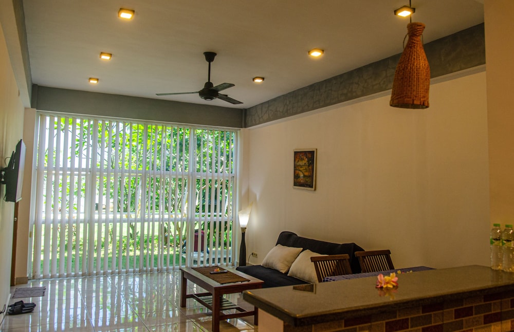 senggigi homes and apartments