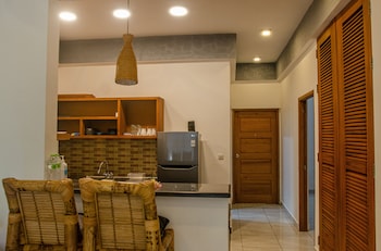 senggigi homes and apartments
