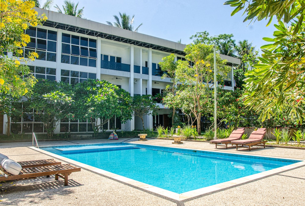 senggigi homes and apartments