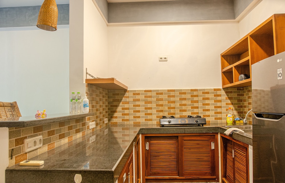senggigi homes and apartments