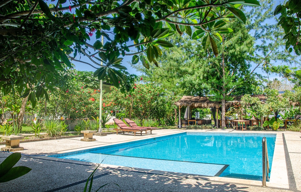 senggigi homes and apartments
