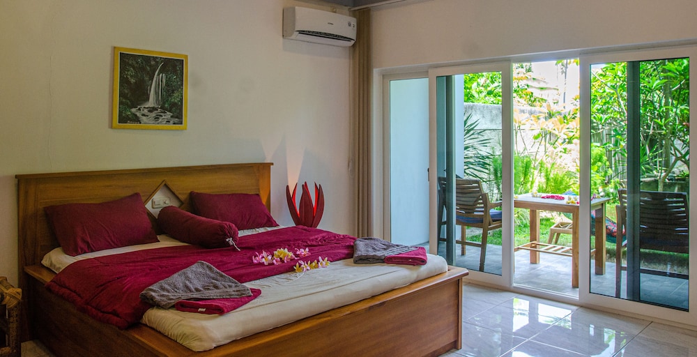 senggigi homes and apartments