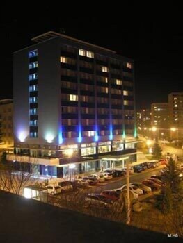 Alessandria,Hradec Králové>>Hradec Kralove,3 star