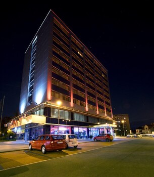 Alessandria,Hradec Králové>>Hradec Kralove,3 star
