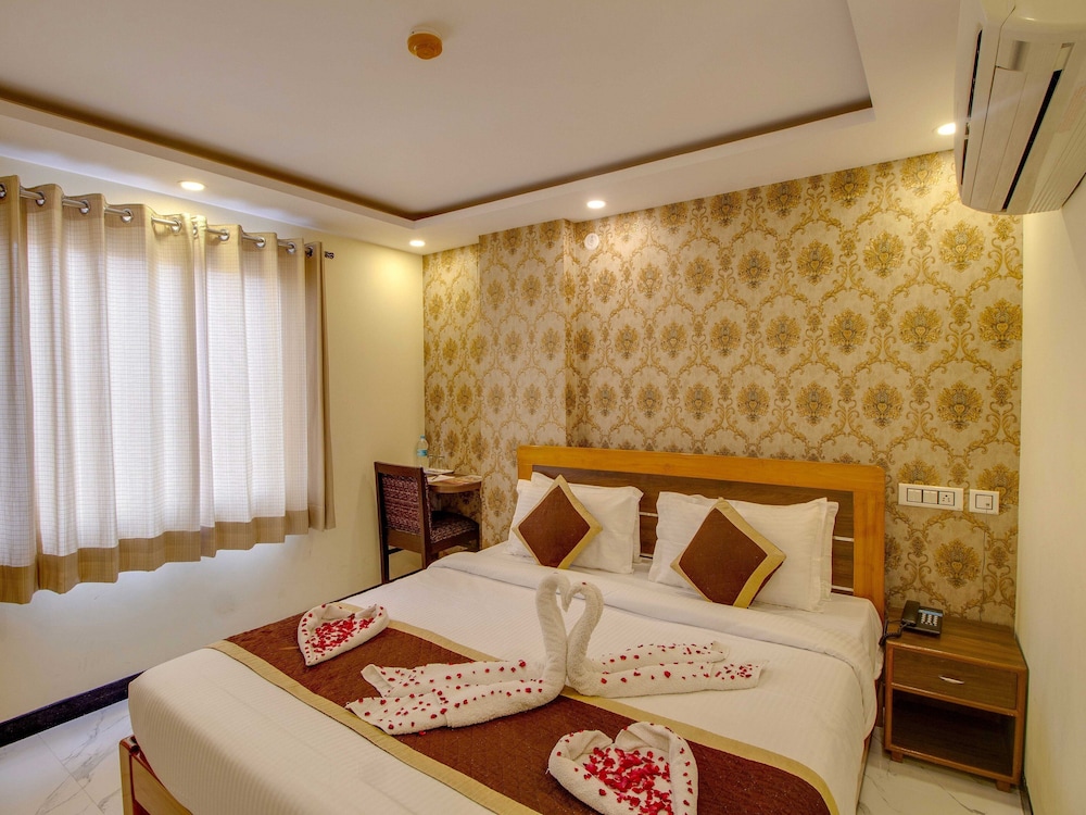 jasoda heritage hotel near hawa mahal