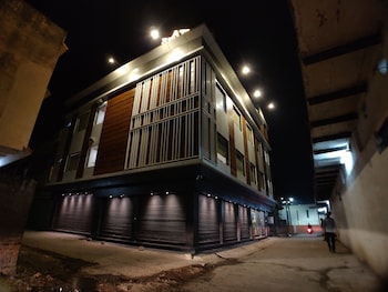 hotel atul residency