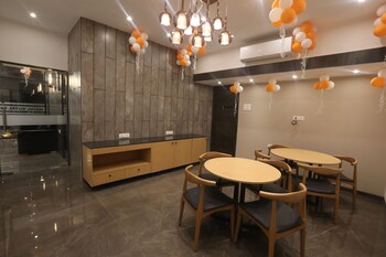 Hotel Royal Inn Mahalaxmi,Kalyan West,3 star
