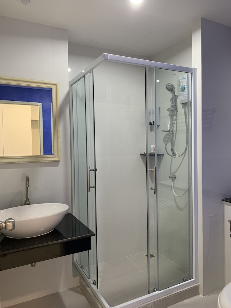 icare residence and hotel