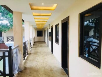 khalsa lake view resort