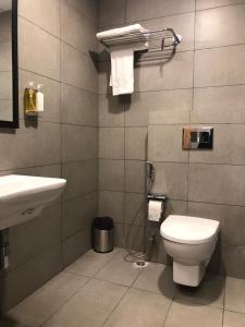 Hotel Aarkay Palace,Delhi>>Badarpur,4 star