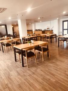 Hotel Aarkay Palace,Delhi>>Badarpur,4 star