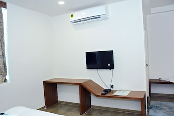 hotel royal wings