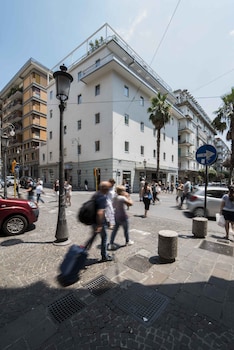 Hotel Montestella,Historical Downtown Salerno>>Campania,4 star