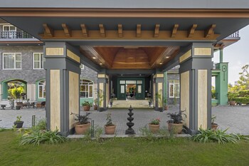 Atman Resort Dharamshala By Leisure Hotels, Kand,4 star