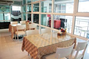 v verve service apartment hotel
