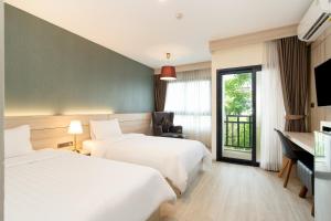 amanah bangkok hotel by zuzu