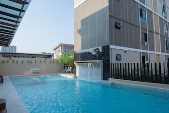 amanah bangkok hotel by zuzu