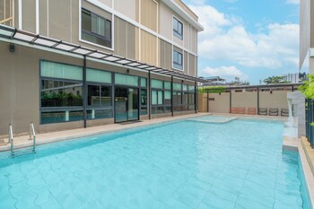 amanah bangkok hotel by zuzu