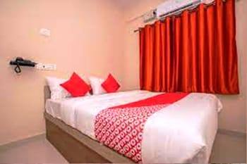 Mohan Residency,K.N.T. Complex, Katam White Field Road, Post, Virgonagar, Bengaluru,3 star