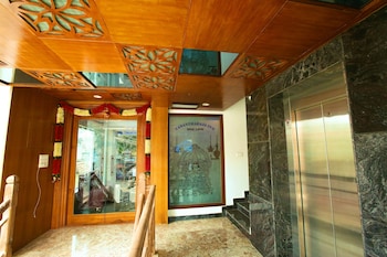 vasantharaja inn