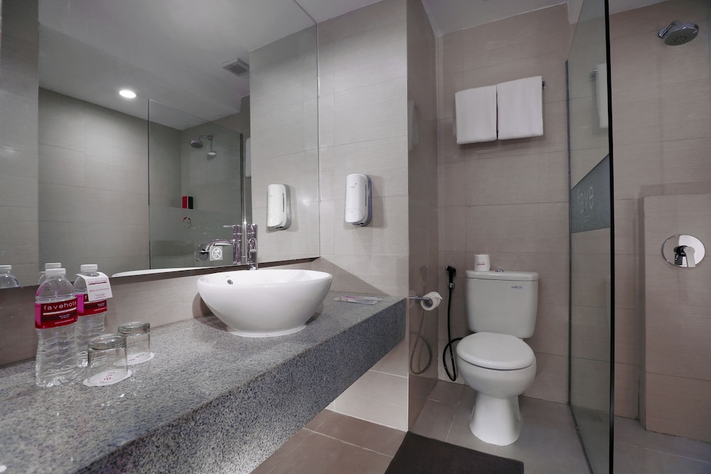 yusra inn hotel bekasi