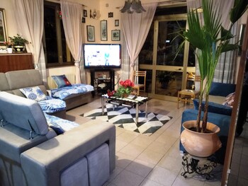 Hotel Eliseo,Giardini Naxos>>Catania,2 star